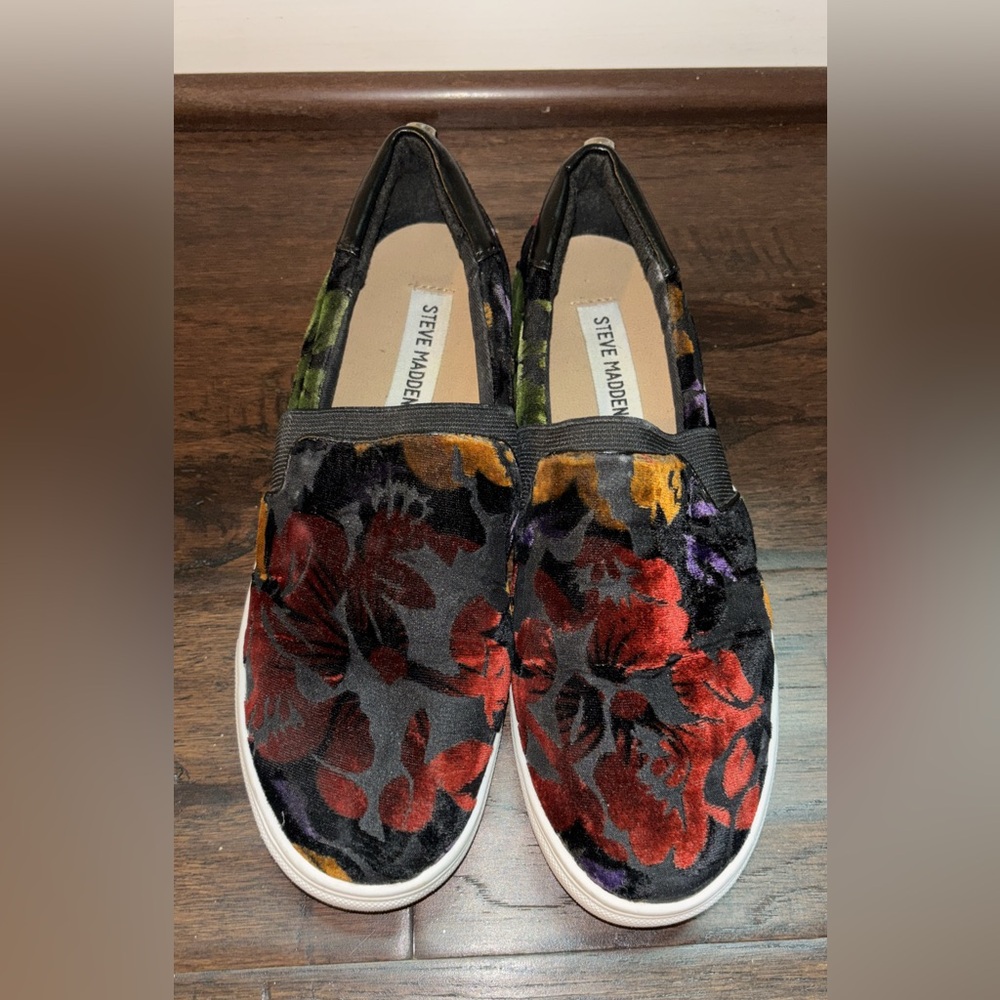 Steve Madden Multicolor Velvet Slip-On Shoes